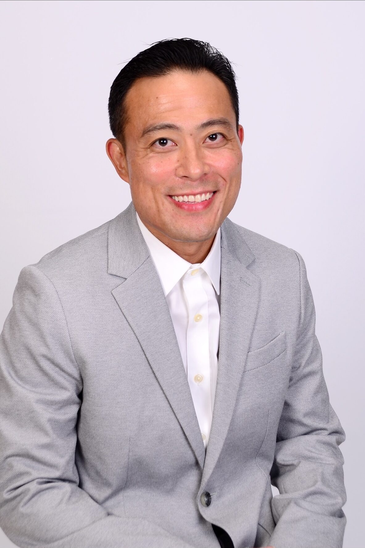 Dr. Ronald Lee, Board-Certified Psychiatrist, VetNexusMD Founder serving U.S. Veterans